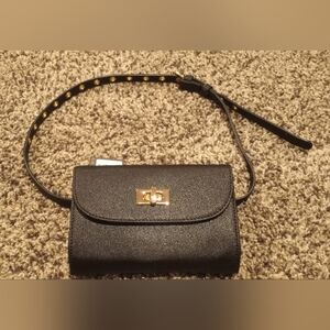 Forever 21 NWT Black Solid Fanny Pack with Gold Accents